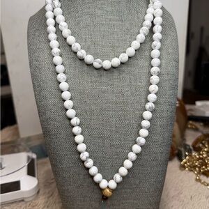 Chic White Beaded Necklace